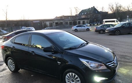 Hyundai Solaris II рестайлинг, 2015 год, 959 000 рублей, 13 фотография