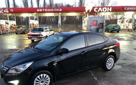 Hyundai Solaris II рестайлинг, 2015 год, 959 000 рублей, 17 фотография