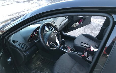 Hyundai Solaris II рестайлинг, 2015 год, 959 000 рублей, 20 фотография