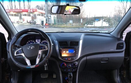 Hyundai Solaris II рестайлинг, 2015 год, 959 000 рублей, 19 фотография