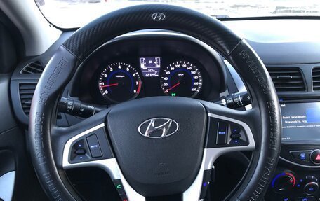 Hyundai Solaris II рестайлинг, 2015 год, 959 000 рублей, 28 фотография