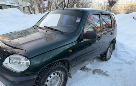 Chevrolet Niva I рестайлинг, 2005 год, 240 000 рублей, 2 фотография