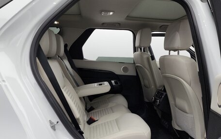 Land Rover Discovery IV, 2024 год, 7 030 000 рублей, 8 фотография