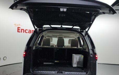 Land Rover Discovery IV, 2024 год, 7 030 000 рублей, 10 фотография