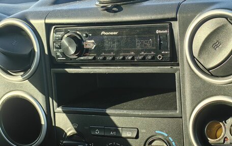 Peugeot Partner II рестайлинг 2, 2011 год, 379 000 рублей, 9 фотография