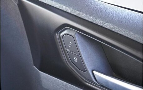 Volkswagen T-Cross I, 2021 год, 1 290 000 рублей, 25 фотография