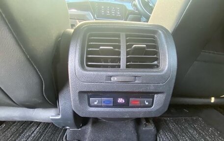 Volkswagen Touran III, 2022 год, 1 990 000 рублей, 23 фотография