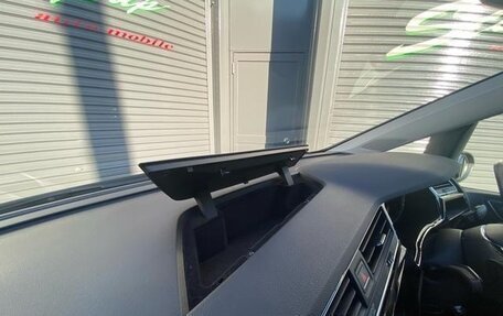 Volkswagen Touran III, 2022 год, 1 990 000 рублей, 26 фотография