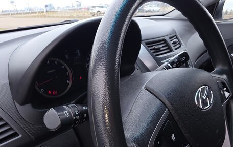 Hyundai Solaris II рестайлинг, 2014 год, 950 000 рублей, 12 фотография