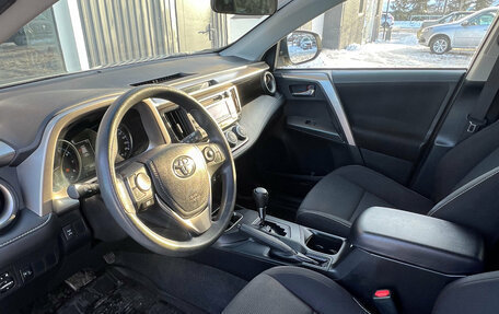 Toyota RAV4, 2016 год, 2 360 000 рублей, 7 фотография