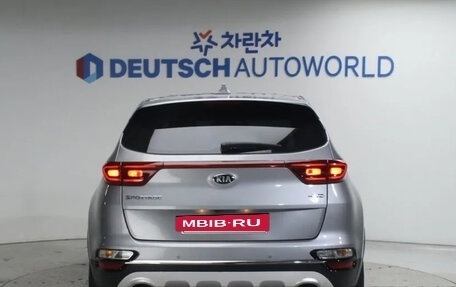 KIA Sportage IV рестайлинг, 2021 год, 1 750 000 рублей, 3 фотография