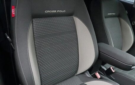 Volkswagen Polo VI (EU Market), 2017 год, 1 060 000 рублей, 21 фотография