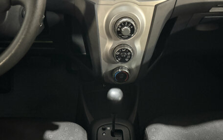 Toyota Yaris III рестайлинг, 2008 год, 549 000 рублей, 15 фотография