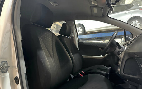 Toyota Yaris III рестайлинг, 2008 год, 549 000 рублей, 19 фотография