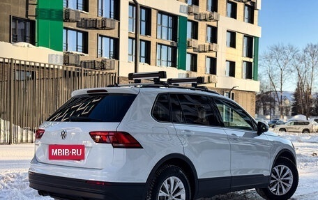 Volkswagen Tiguan II, 2018 год, 2 320 000 рублей, 4 фотография