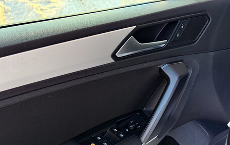 Volkswagen Tiguan II, 2018 год, 2 320 000 рублей, 22 фотография