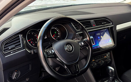 Volkswagen Tiguan II, 2018 год, 2 320 000 рублей, 21 фотография