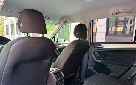 Volkswagen Tiguan II, 2018 год, 2 320 000 рублей, 24 фотография