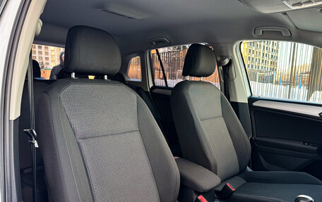 Volkswagen Tiguan II, 2018 год, 2 320 000 рублей, 29 фотография