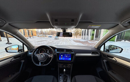 Volkswagen Tiguan II, 2018 год, 2 320 000 рублей, 30 фотография