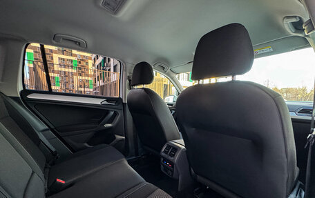 Volkswagen Tiguan II, 2018 год, 2 320 000 рублей, 26 фотография