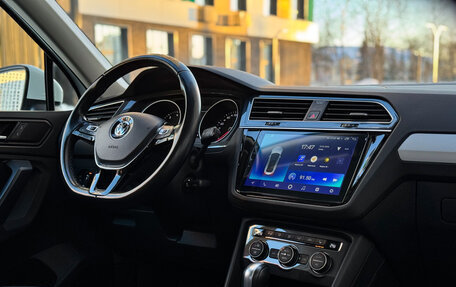 Volkswagen Tiguan II, 2018 год, 2 320 000 рублей, 31 фотография