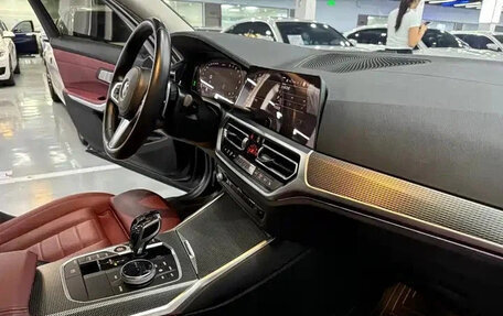 BMW 3 серия, 2021 год, 2 750 001 рублей, 8 фотография