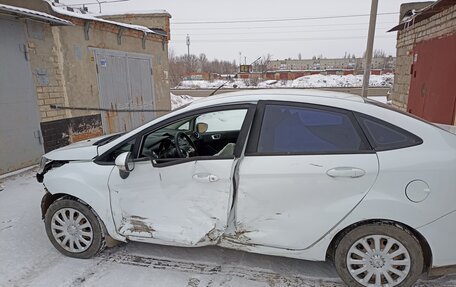 Ford Fiesta, 2016 год, 380 000 рублей, 3 фотография