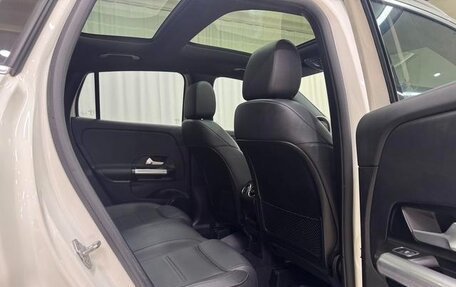 Mercedes-Benz GLA, 2022 год, 2 600 008 рублей, 12 фотография