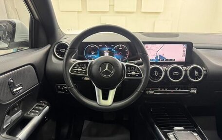 Mercedes-Benz GLA, 2022 год, 2 600 008 рублей, 10 фотография