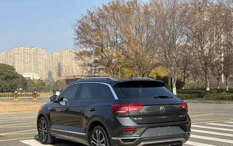 Volkswagen T-Roc I, 2022 год, 1 499 900 рублей, 4 фотография