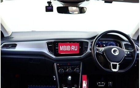 Volkswagen T-Roc I, 2021 год, 1 670 000 рублей, 8 фотография