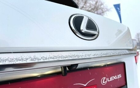 Lexus RX IV рестайлинг, 2019 год, 5 100 000 рублей, 24 фотография