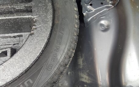 Toyota Avensis III рестайлинг, 2004 год, 770 000 рублей, 23 фотография