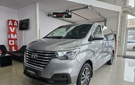 Hyundai Grand Starex Grand Starex I рестайлинг 2, 2019 год, 3 689 000 рублей, 2 фотография