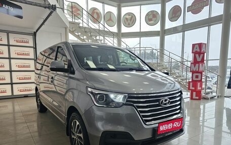 Hyundai Grand Starex Grand Starex I рестайлинг 2, 2019 год, 3 689 000 рублей, 5 фотография