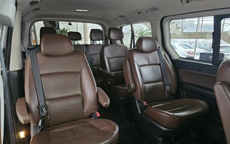 Hyundai Grand Starex Grand Starex I рестайлинг 2, 2019 год, 3 689 000 рублей, 19 фотография