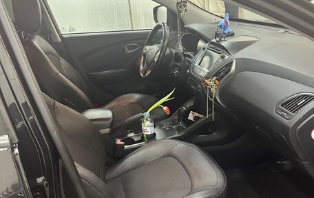 Hyundai ix35 I рестайлинг, 2013 год, 1 500 000 рублей, 16 фотография