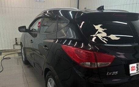 Hyundai ix35 I рестайлинг, 2013 год, 1 500 000 рублей, 23 фотография