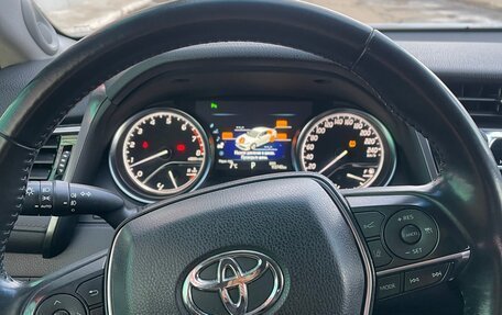 Toyota Camry, 2018 год, 2 780 000 рублей, 4 фотография