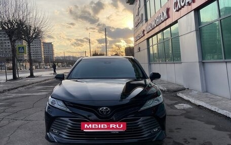 Toyota Camry, 2018 год, 2 780 000 рублей, 9 фотография