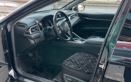 Toyota Camry, 2018 год, 2 780 000 рублей, 11 фотография