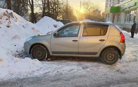 Renault Sandero I, 2012 год, 490 000 рублей, 3 фотография