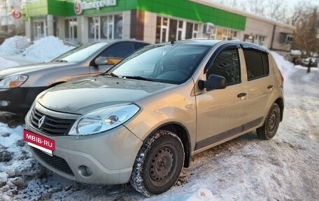 Renault Sandero I, 2012 год, 490 000 рублей, 2 фотография