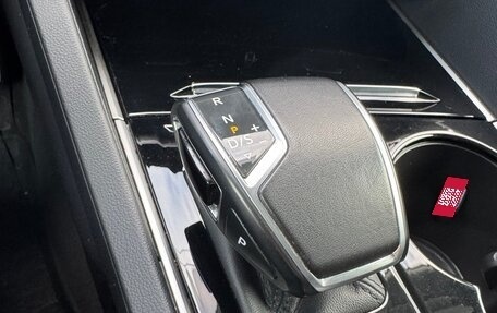 Volkswagen Touareg III, 2019 год, 4 800 000 рублей, 15 фотография