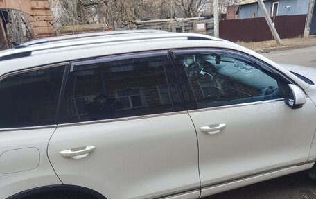 Volkswagen Touareg III, 2011 год, 1 750 000 рублей, 7 фотография