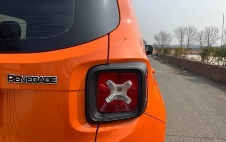 Jeep Renegade I рестайлинг, 2017 год, 1 200 000 рублей, 5 фотография