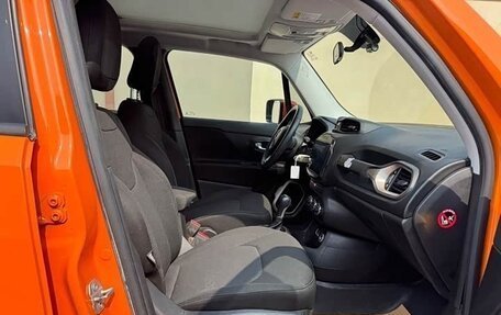 Jeep Renegade I рестайлинг, 2017 год, 1 200 000 рублей, 13 фотография