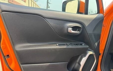 Jeep Renegade I рестайлинг, 2017 год, 1 200 000 рублей, 18 фотография