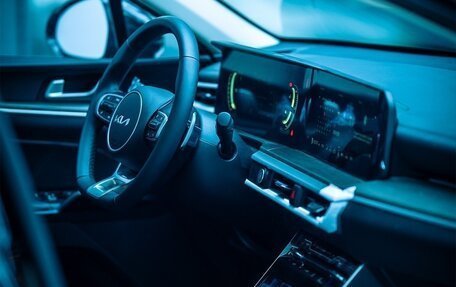 KIA K5, 2022 год, 2 420 000 рублей, 10 фотография